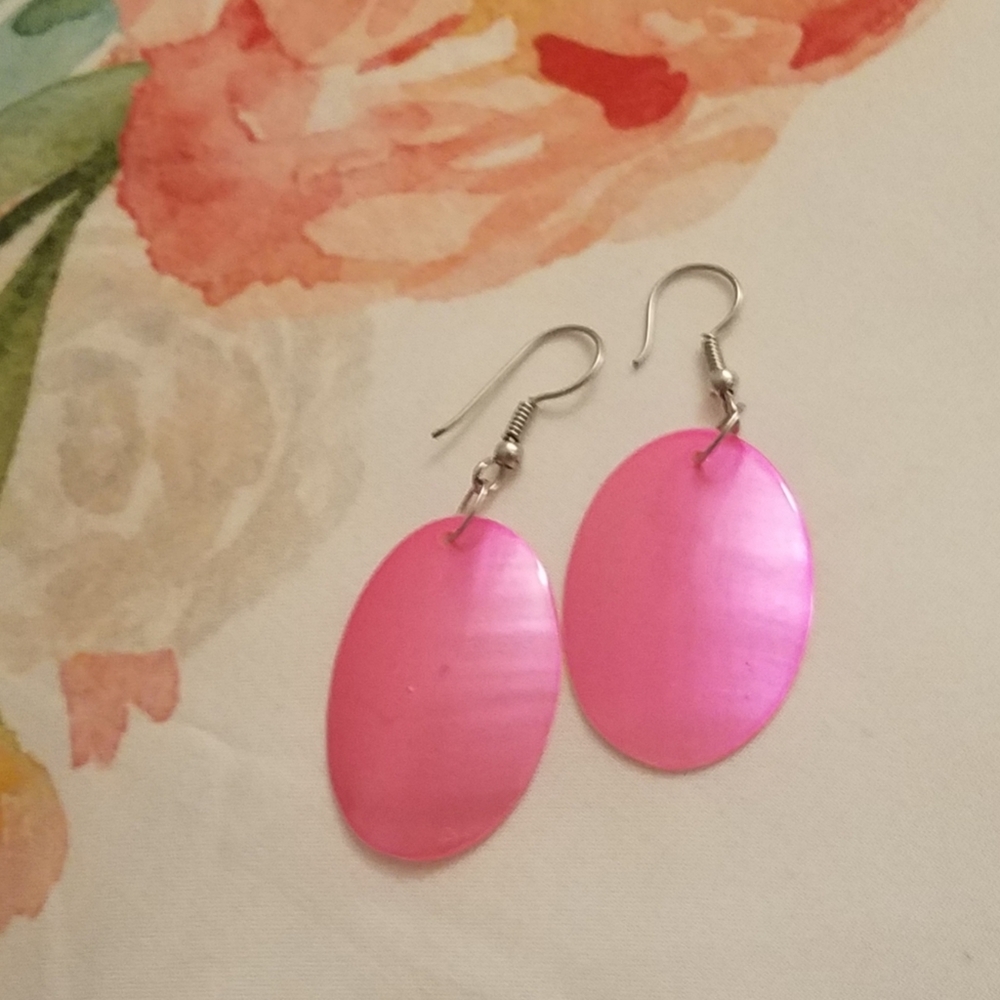Fuchsia Mother of Pearl Earrings